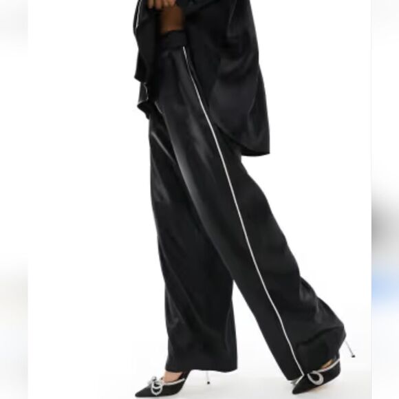 Express Extreme High Rise satin wide leg ankle length pants, sparkle seams, M - Picture 4 of 9